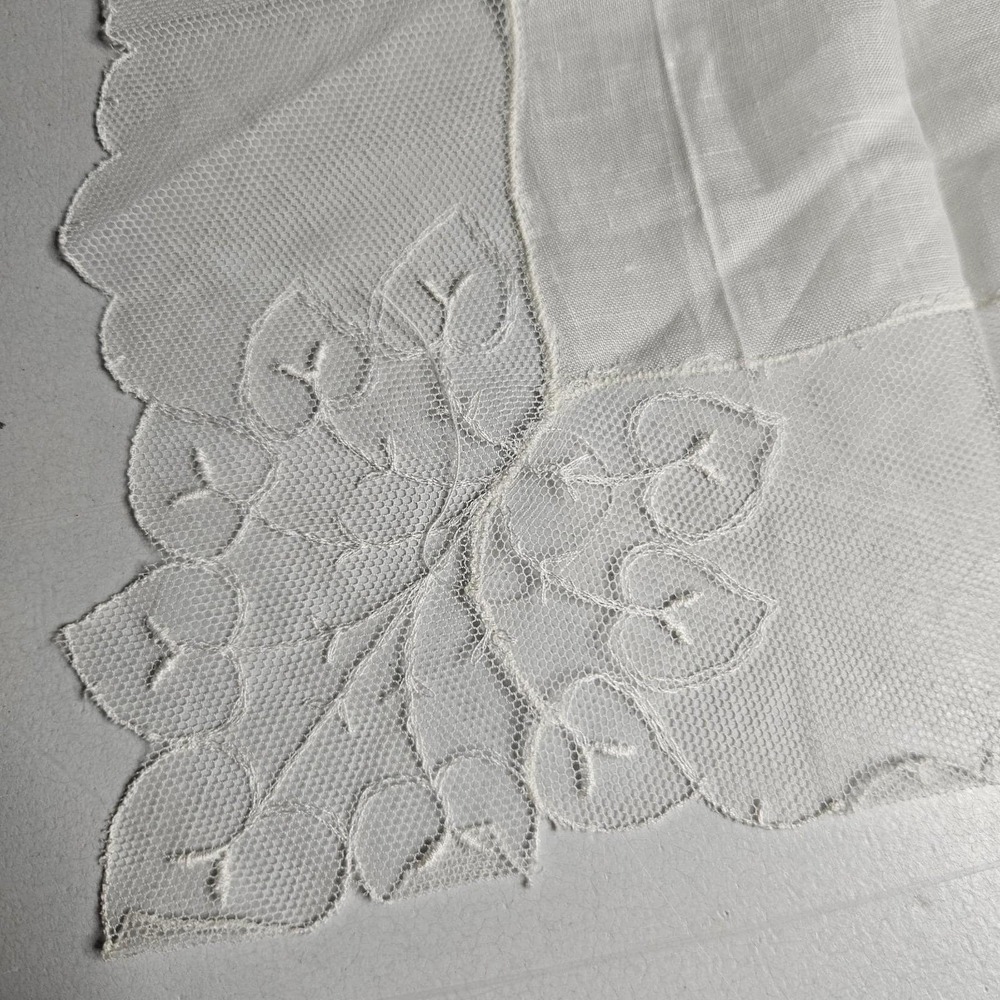 Vintage Handkerchief White Linen Austria Embroidered Floral Lace Trim Wedding